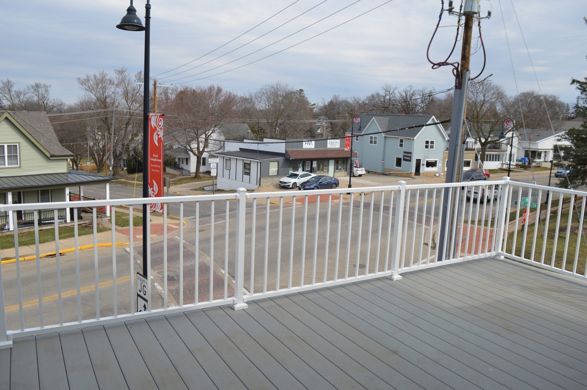 Building Photo - 100 S Washington St