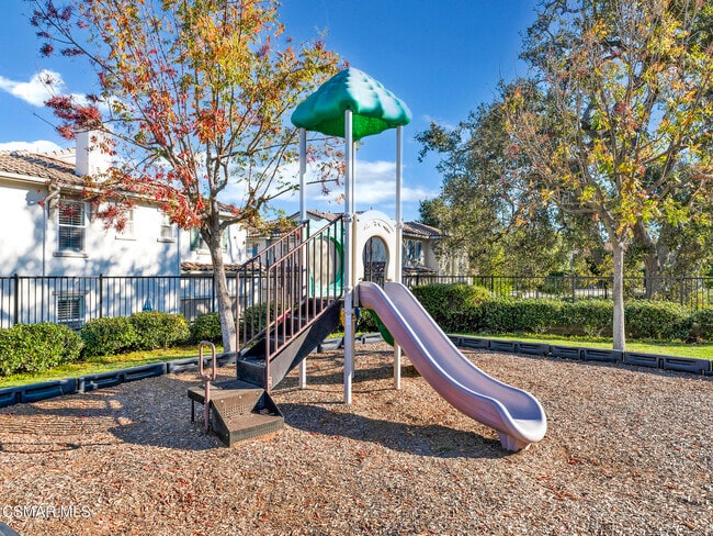 Building Photo - 1521 Silver Shadow Dr