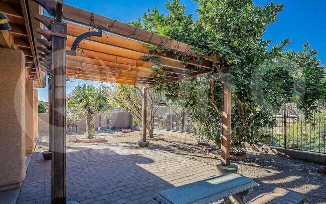 Building Photo - 12499 N Barbadense Dr