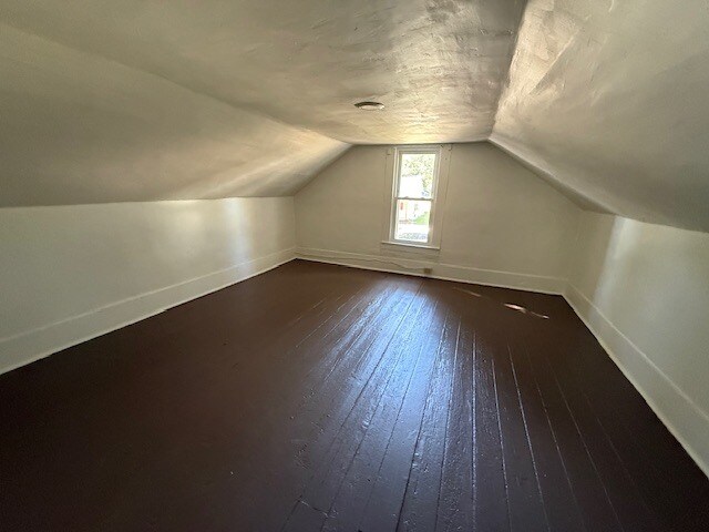 Building Photo - 713 Montgomery St