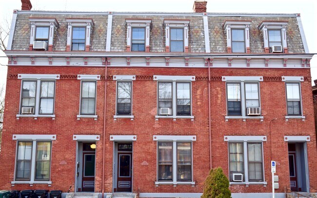 Building Photo - 2215-2217-2219 Ohio Avenue