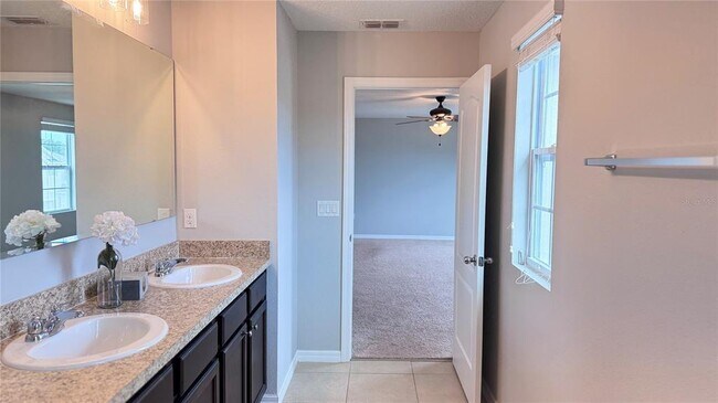 Building Photo - 362 Nova Dr