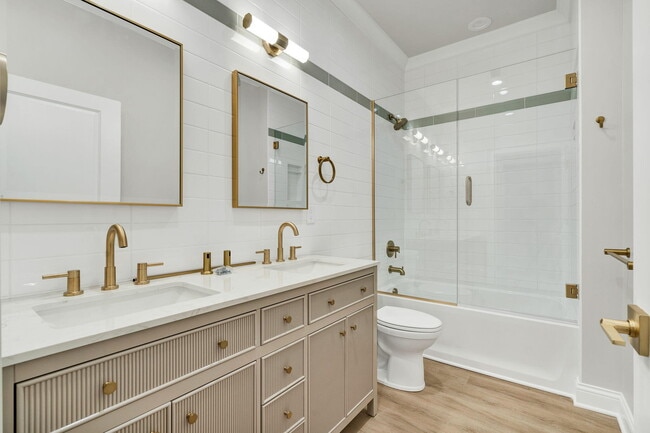 Building Photo - 240 Central St NW