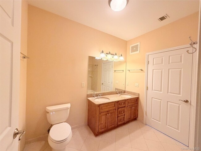 Building Photo - 943 Tower Ridge Cir