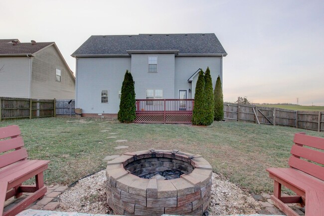 Building Photo - Super Views of Kentucky while in Clarksville