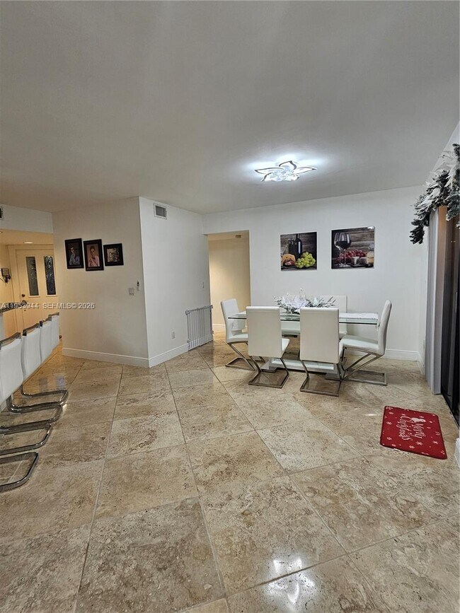 Building Photo - 9781 SW 138th Ave