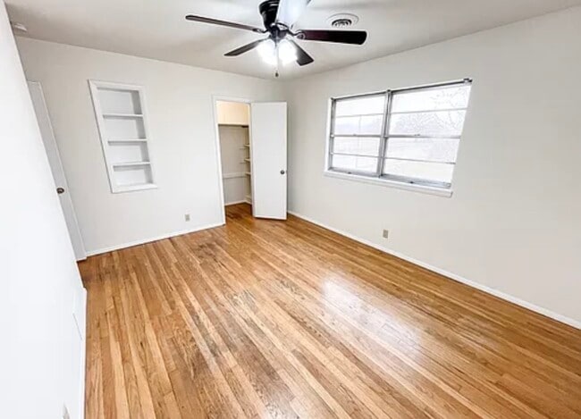 Building Photo - 143 Ramblewood Rd