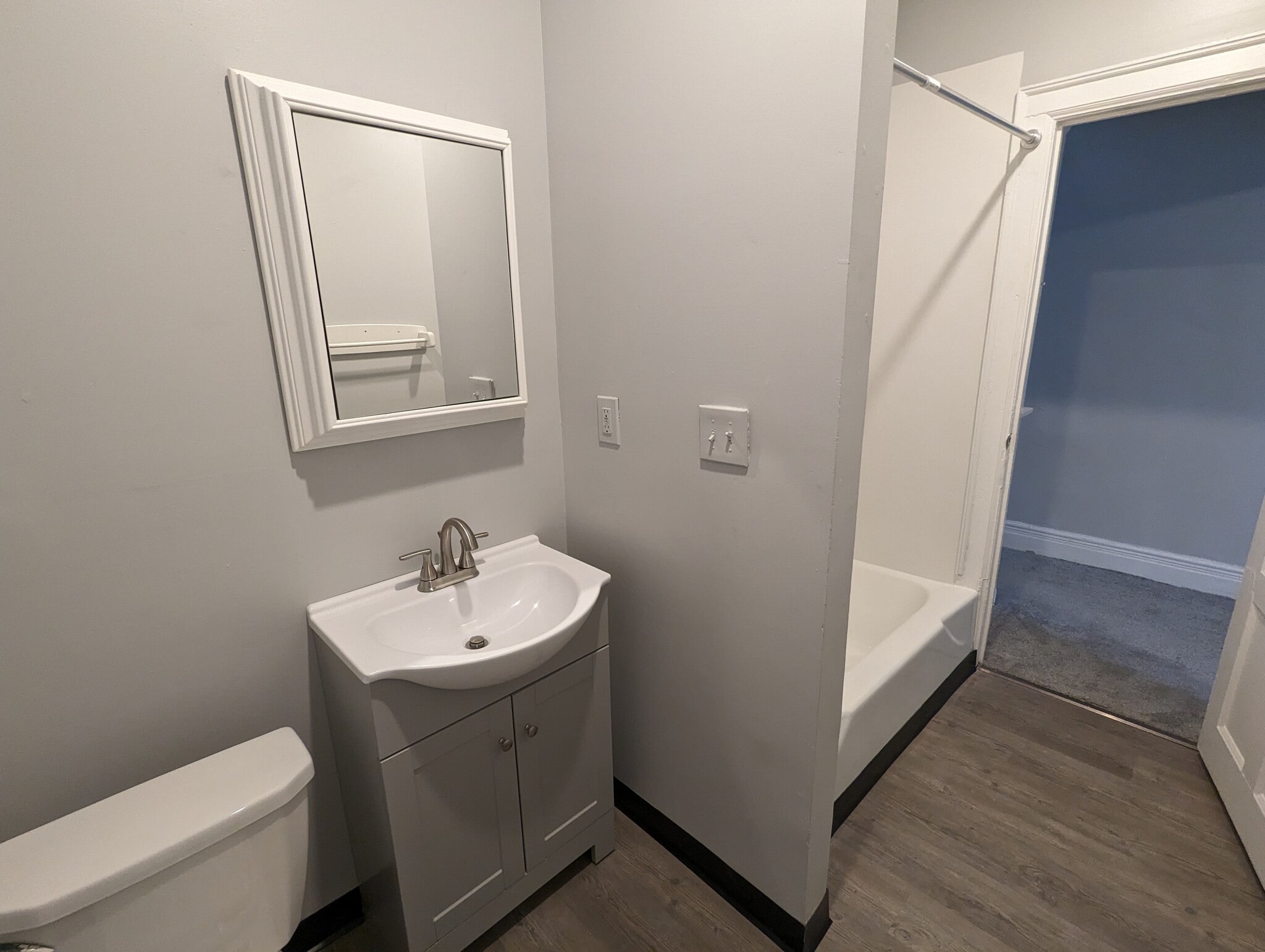 Building Photo - 576 Potomac Ave