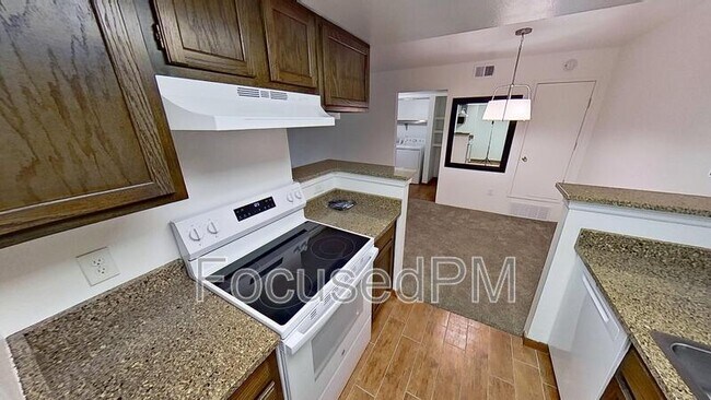 Building Photo - 4400 S Quebec St