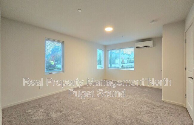 Building Photo - 17417 W Main St