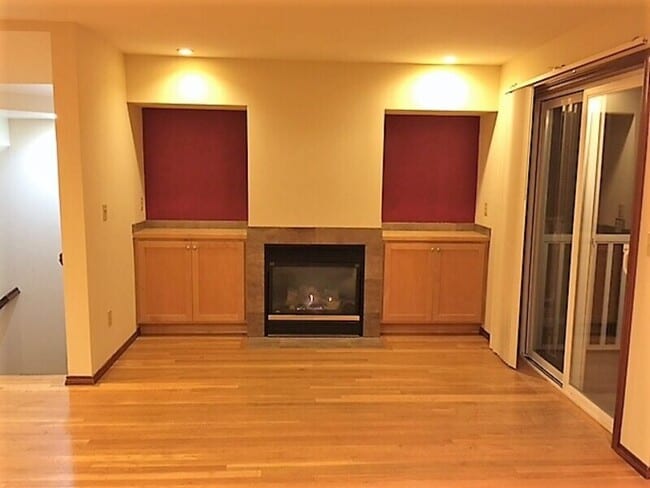 Building Photo - 1126 NW 56th St