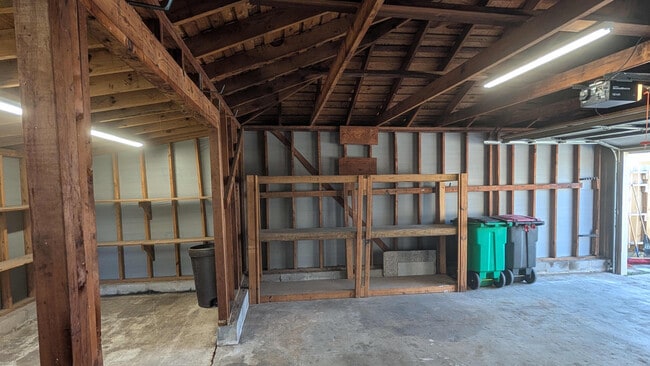 Building Photo - 21355 Park Tree Ln