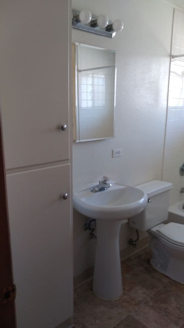 Building Photo - Great location Lakewood Co.