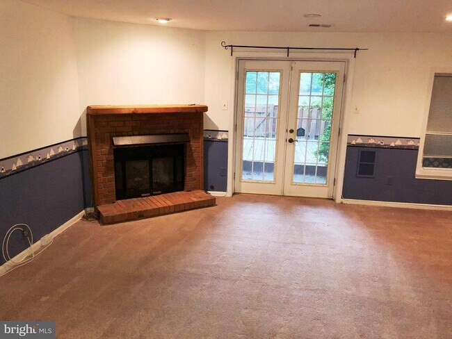 Building Photo - 7109 Captains Cove Ct