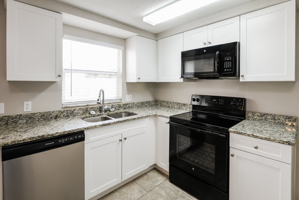 Building Photo - 4024 Cranbrook Pl