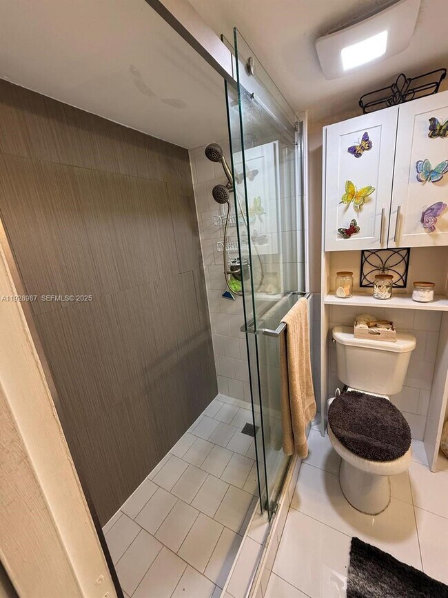 Building Photo - 4210 NW 79th Ave