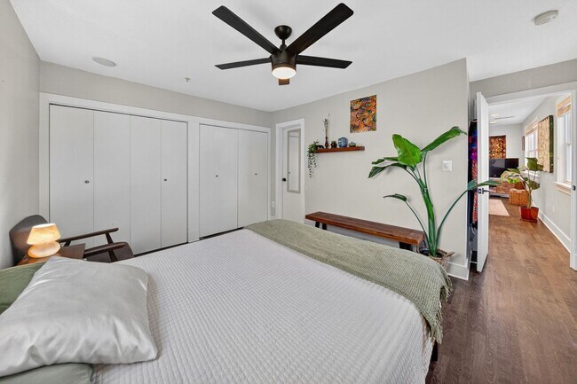 Building Photo - Modern 1BR/1BA in the Heart of Columbia Heights