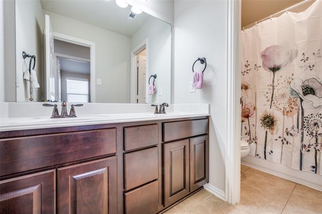 Building Photo - 5312 Grovewood Dr