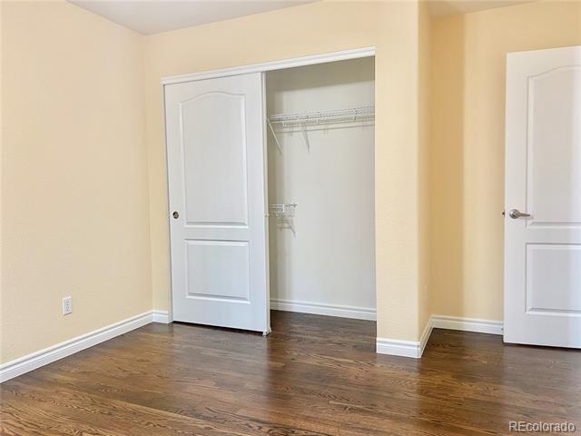 Building Photo - 10786 Glengate Cir