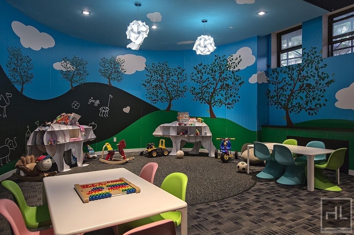 Building Photo - Penthhouse 1 bedroom 1 bathroom with Laundry / Doorman/ Gym / Roof deck/ WEST END AVENUE