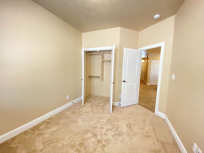 Building Photo - 3 Bed 2 Bath Home in Hurricane