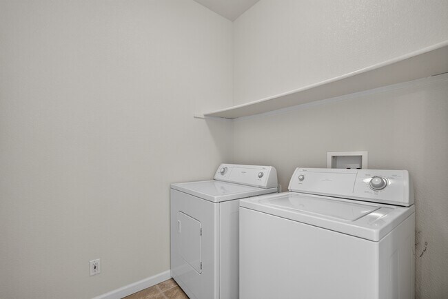 Building Photo - 5858 Hazelwood Cmn