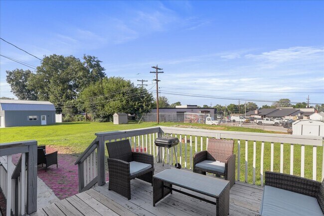 Building Photo - 13715 Dixie Dr