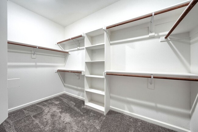 Building Photo - 4 Bed and 2.5 Bath Luxurious Townhome in Frisco!