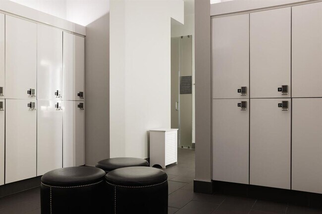 Building Photo - 210 Lavaca St