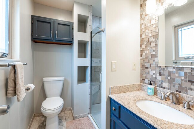 Master Ensuite Bathroom - 67 Groton Dr