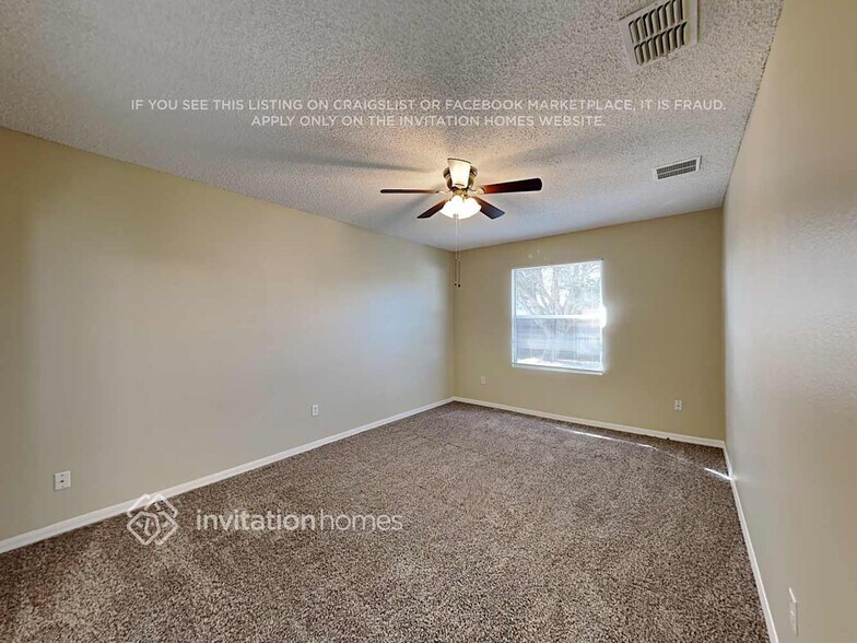 Building Photo - 1468 Kodak Dr