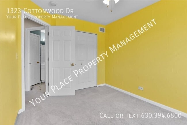 Building Photo - 1323 Cottonwood Dr