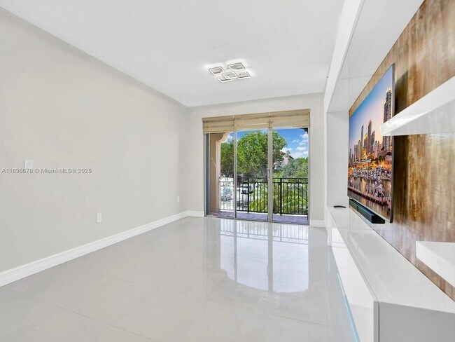 Building Photo - 6420 NW 114th Ave