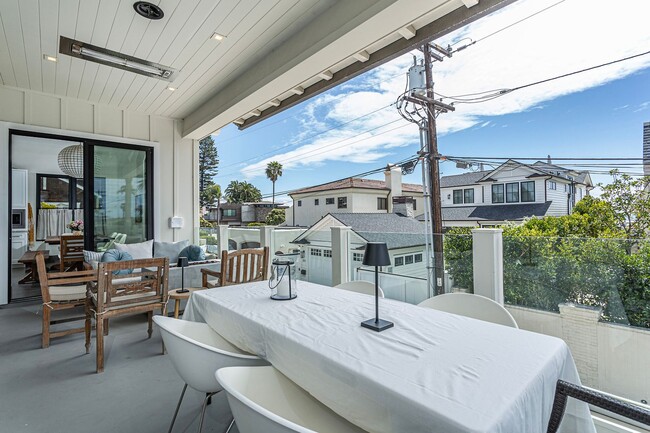 Building Photo - Coronado Beach House
