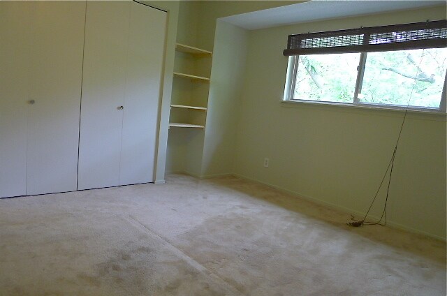 Building Photo - 108 Burwash Ave