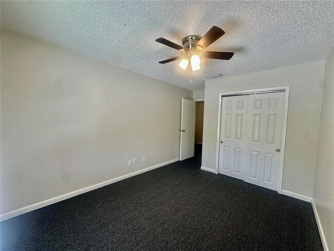 Building Photo - 5850 Cypress Gardens Blvd