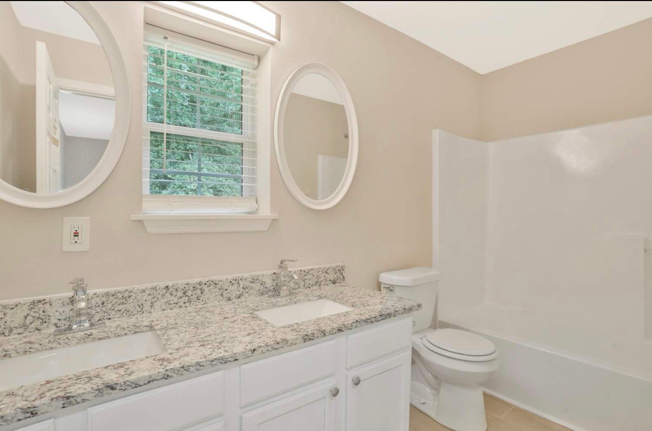 Building Photo - 4009 Melvin Dr SW