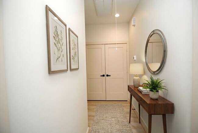 Building Photo - 6312 Illinois St