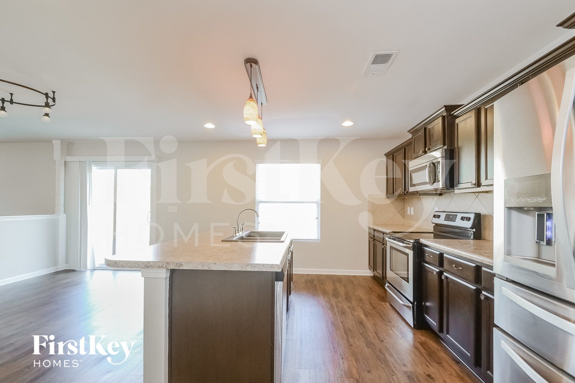 Building Photo - 261 Chesser Reserve Dr