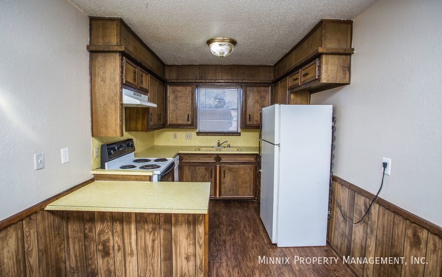 Building Photo - 7807 Ave X Ave