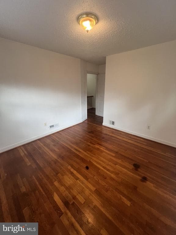 Building Photo - 927 Southridge Rd
