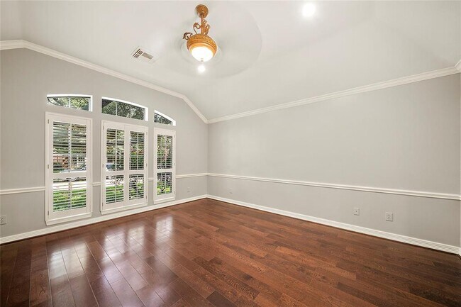 Building Photo - 4910 Canterbury Ln