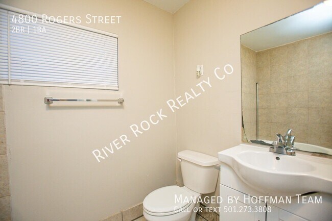 Building Photo - 4800 Rogers St