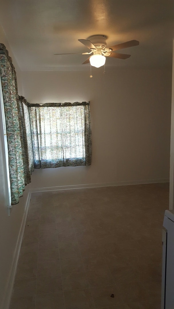 Building Photo - Centrally located.