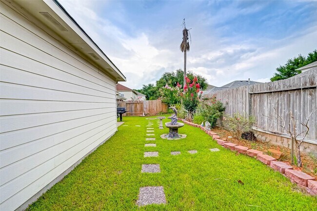 Building Photo - 3630 Winstrome Ct