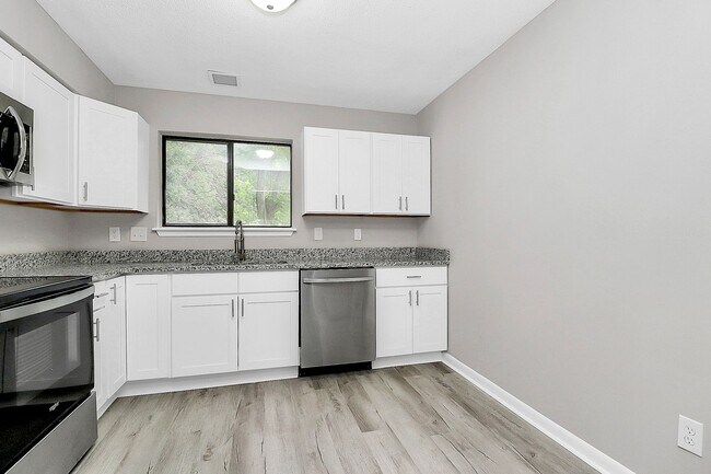 Building Photo - 3240 Heathstead Place