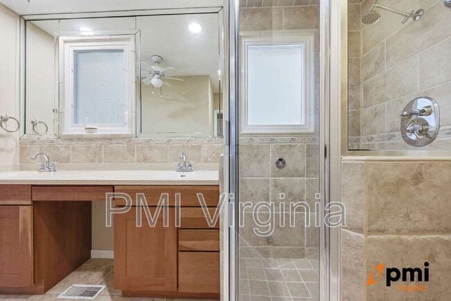 Building Photo - 1128 Kempsville Rd