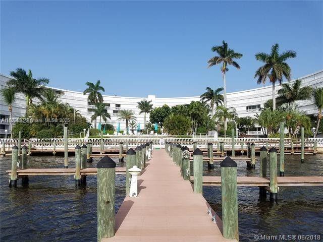 Building Photo - 2505 S Ocean Blvd