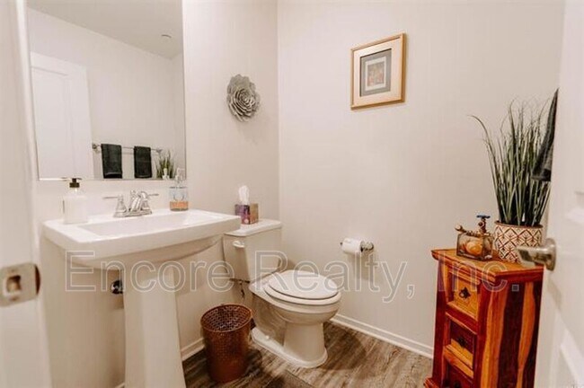Building Photo - 5381 Calle Rockfish