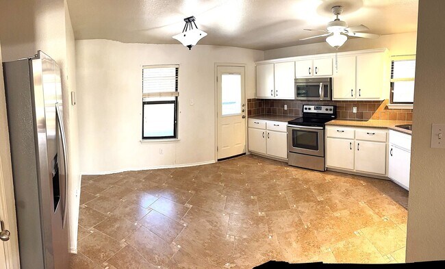 Building Photo - 1102 Katelyn Cir
